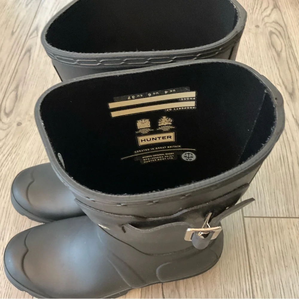 Hunter Original Short Black Waterproof Boots - Picture 11 of 15